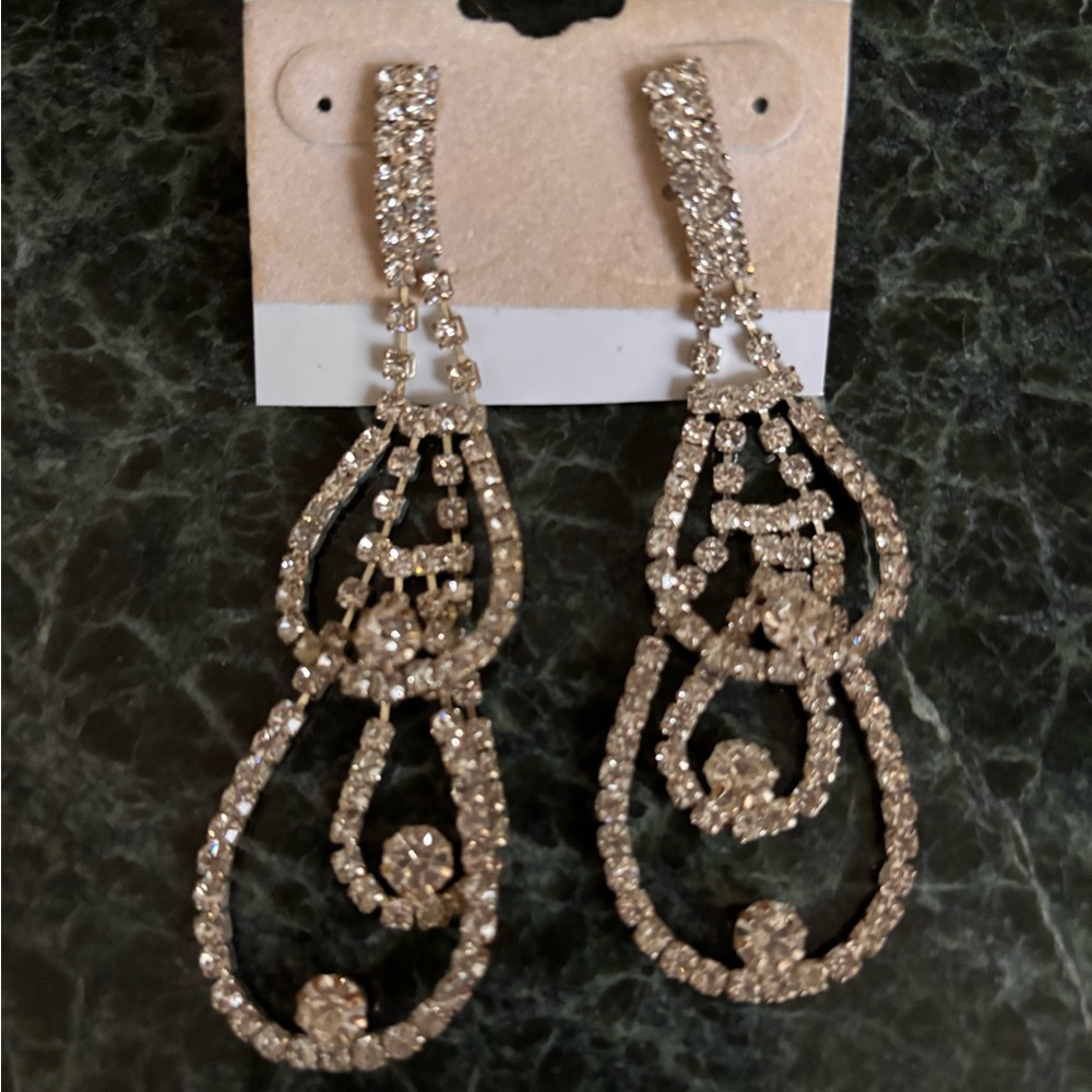 Elegant Crystal Dangle Earrings